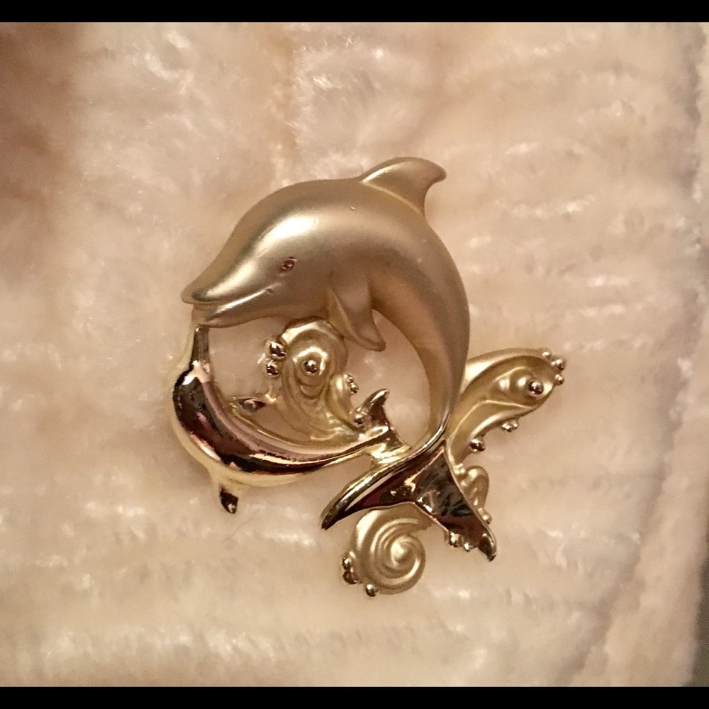 Golden tone Dolphin Brooch Mother & Baby Dolphin